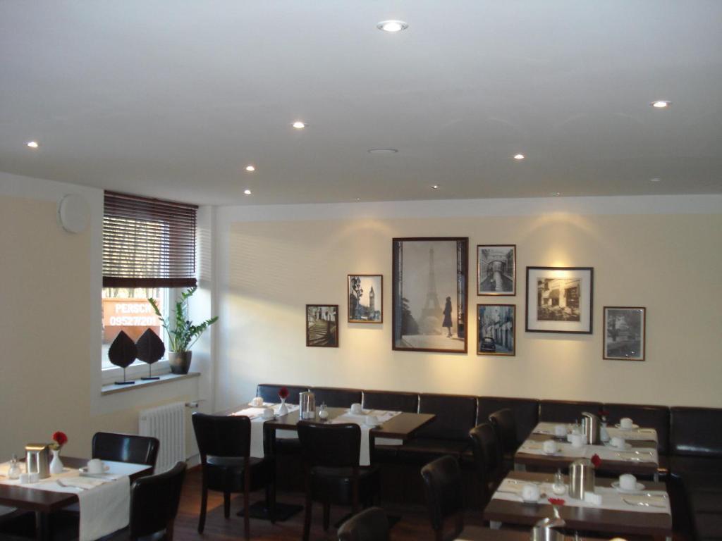 Landhotel Zur Alten Kaserne Ebern Bagian luar foto