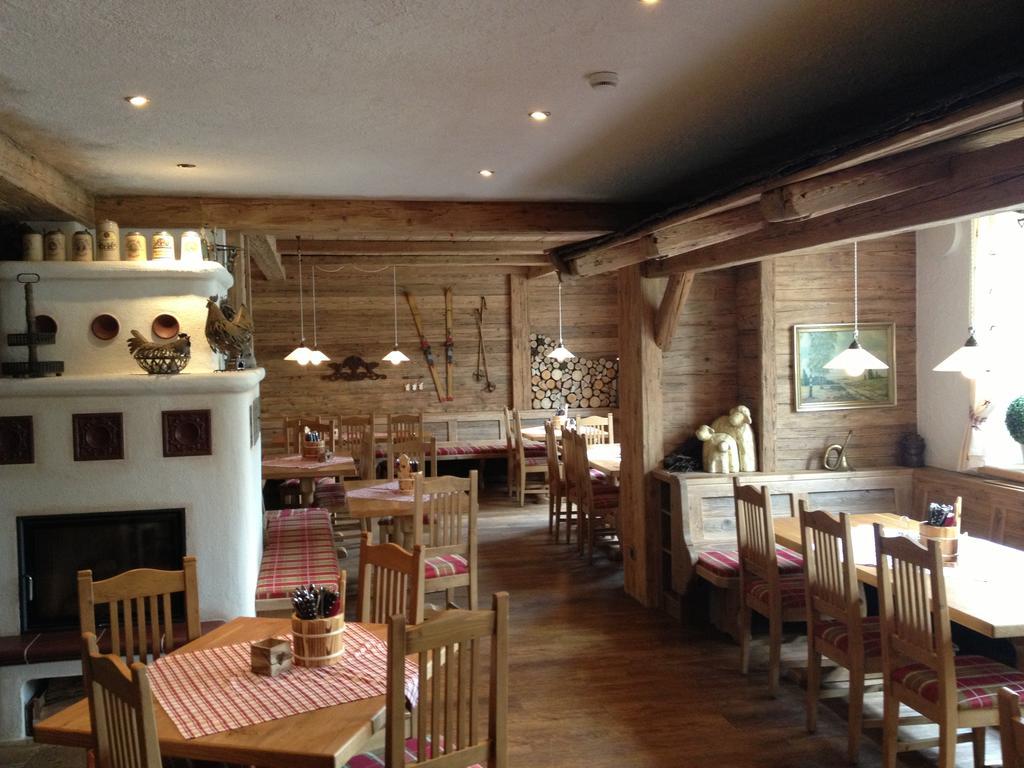 Landhotel Zur Alten Kaserne Ebern Bagian luar foto